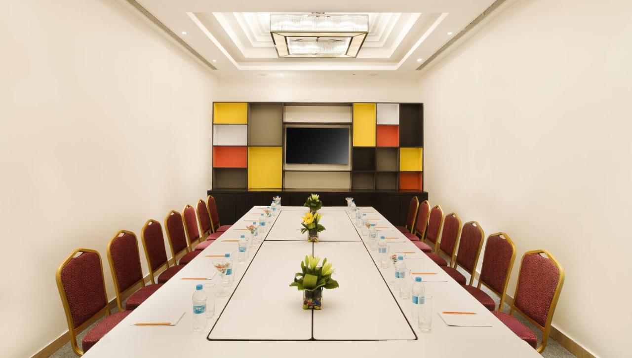 Zone By The Park , Bani Park Jaipur Hotel Exterior foto