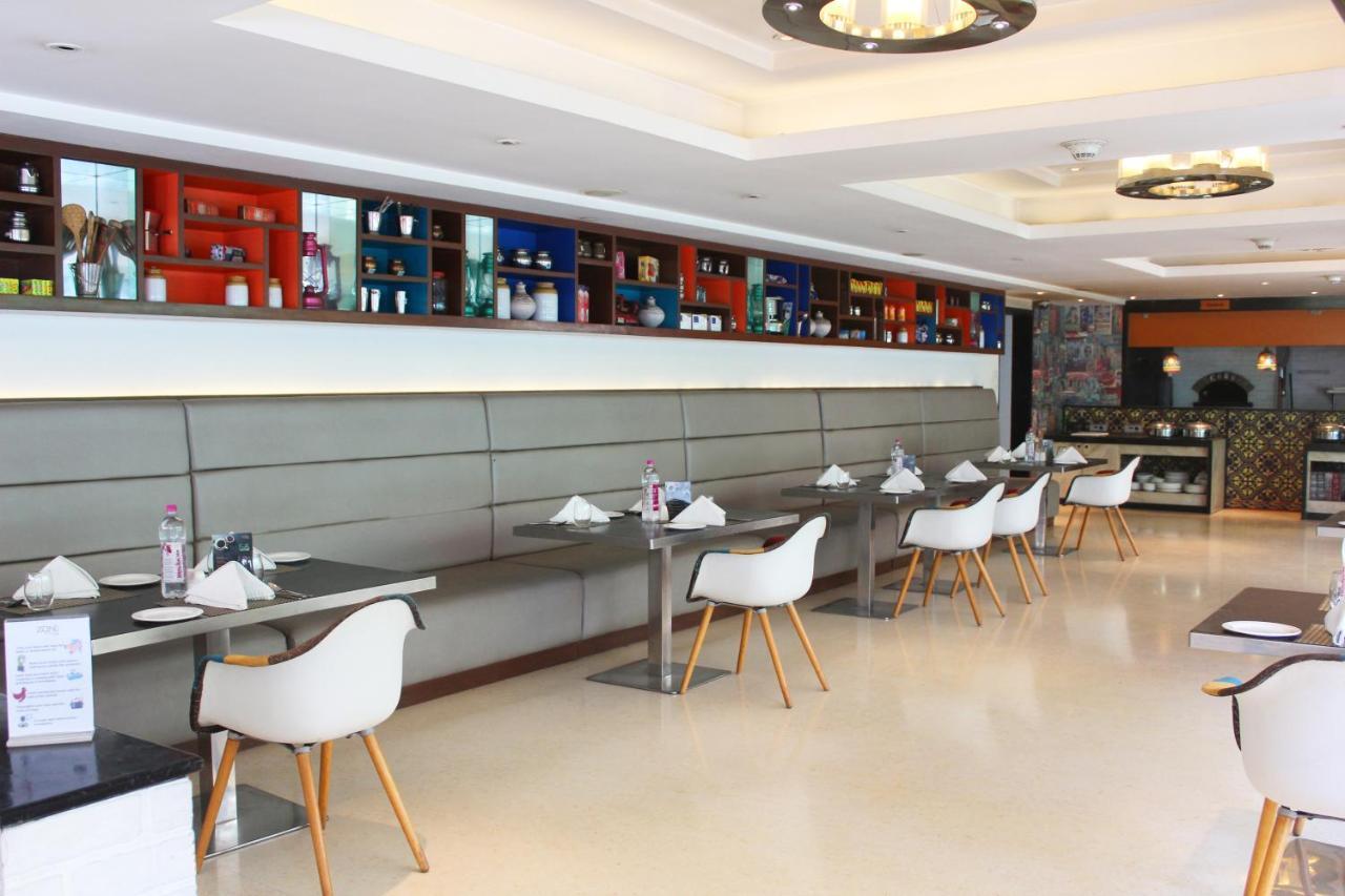 Zone By The Park , Bani Park Jaipur Hotel Exterior foto